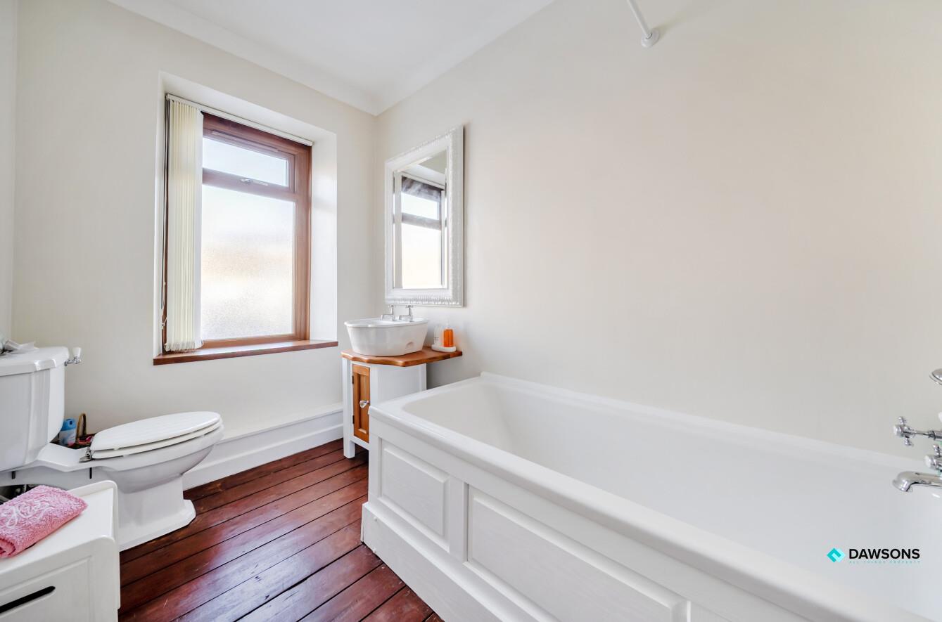 Pwll Road, Llanelli, SA15 4AP